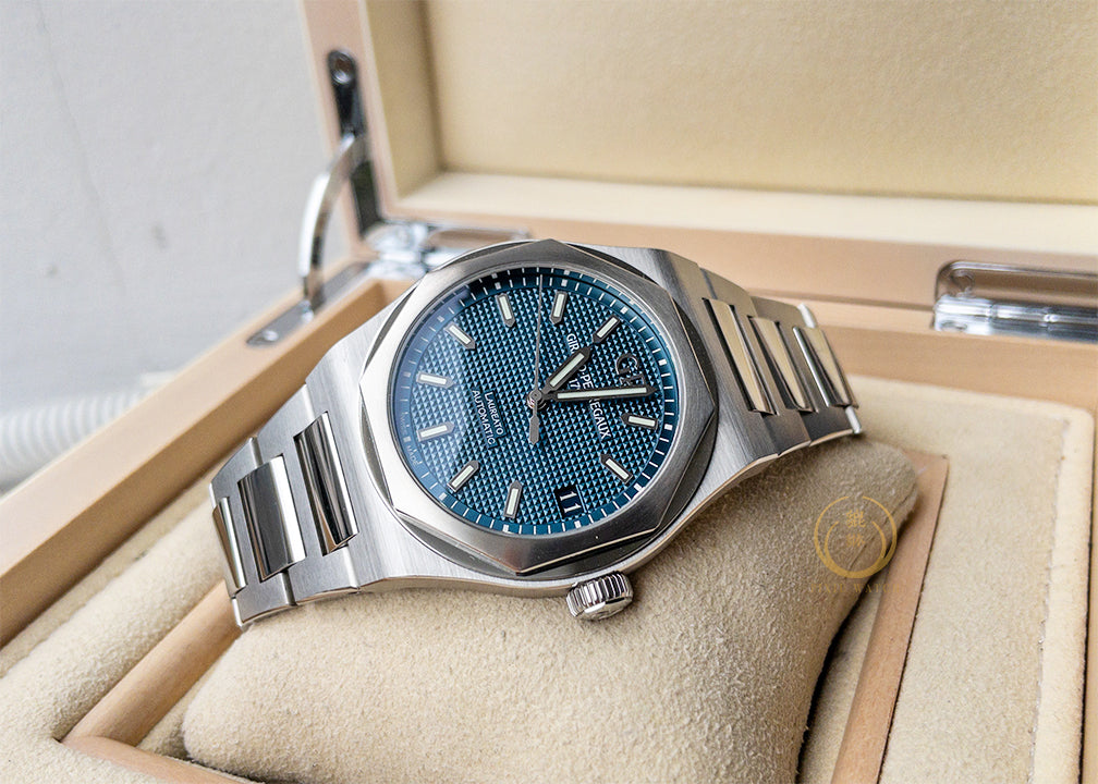 Girard Perregaux Laureato Steel