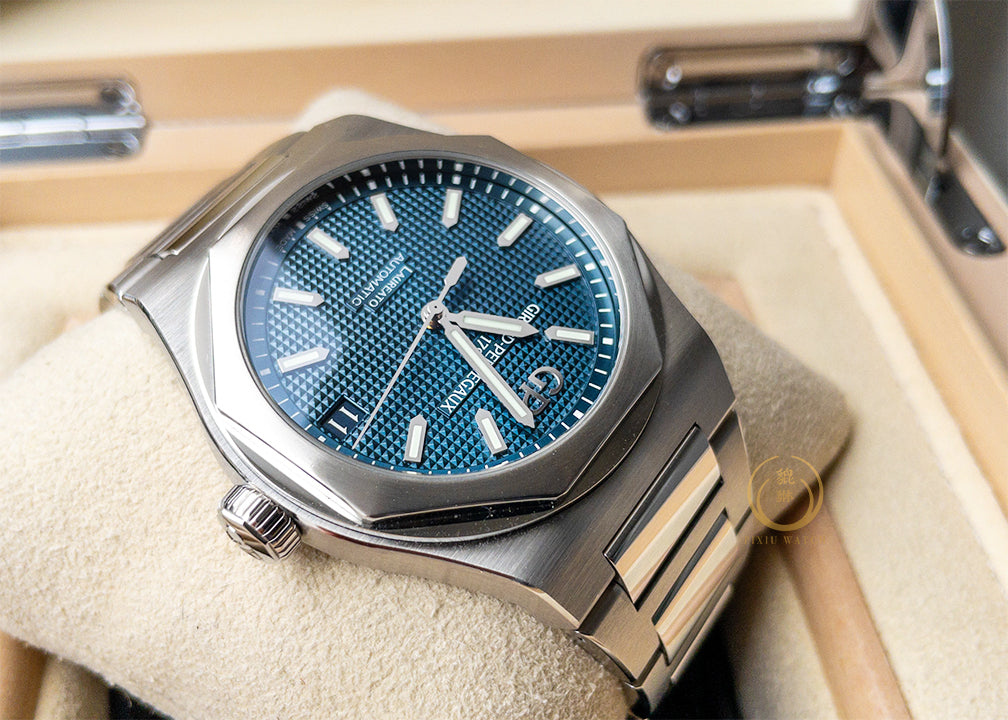 Girard Perregaux Laureato Steel