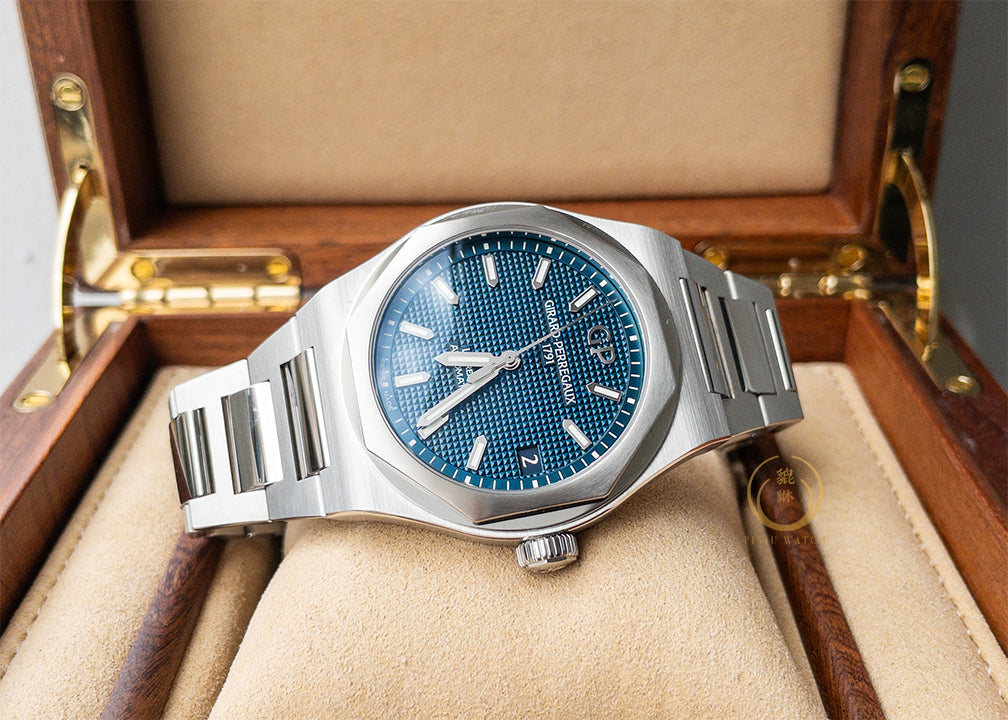 Girard Perregaux Laureato Steel