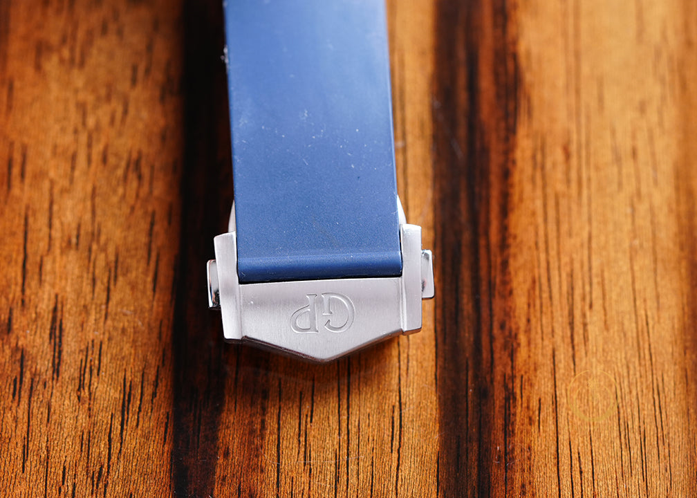 Girard-Perregaux Sea Hawk Cobalt Blue