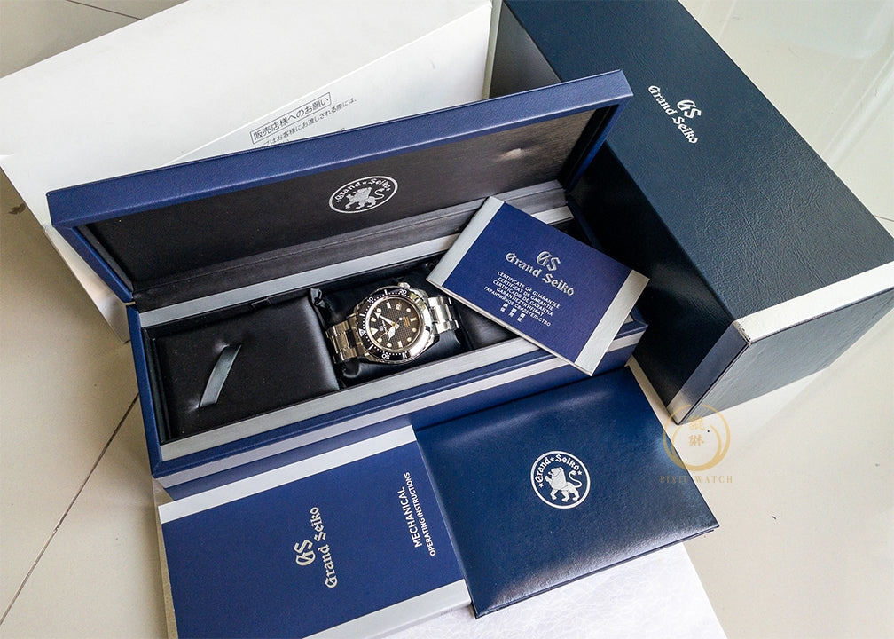 Grand Seiko Diver SBGH255 Ti