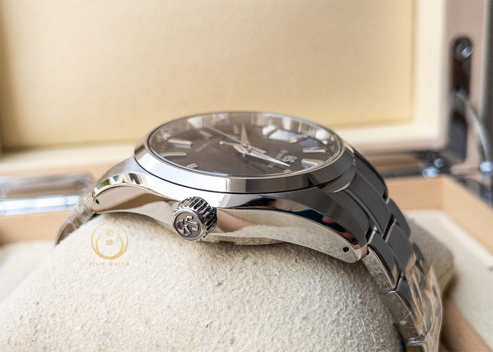 Grand Seiko Boutique Iwao Katsu-Iro