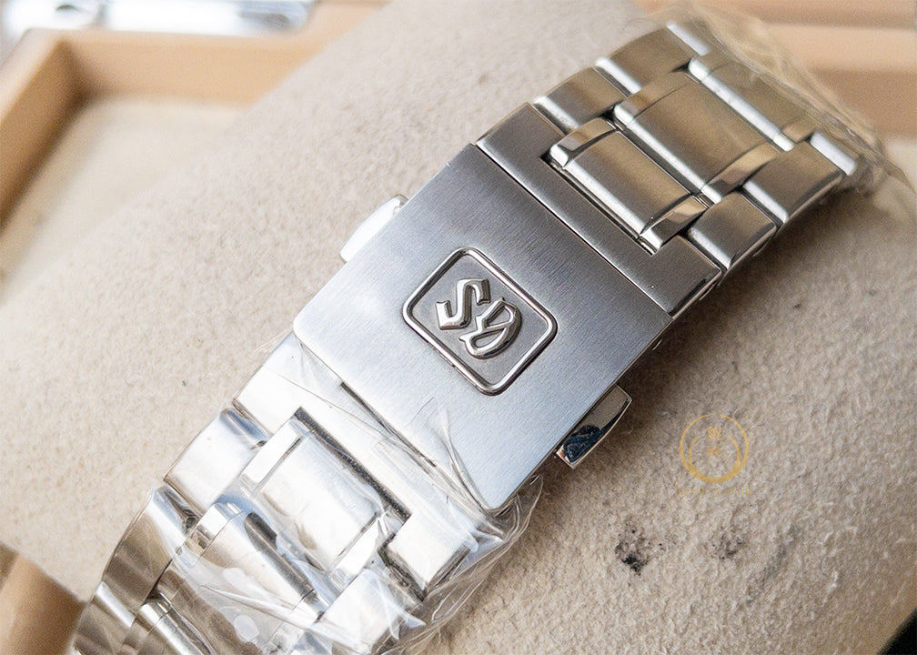 Grand Seiko Boutique Iwao Katsu-Iro