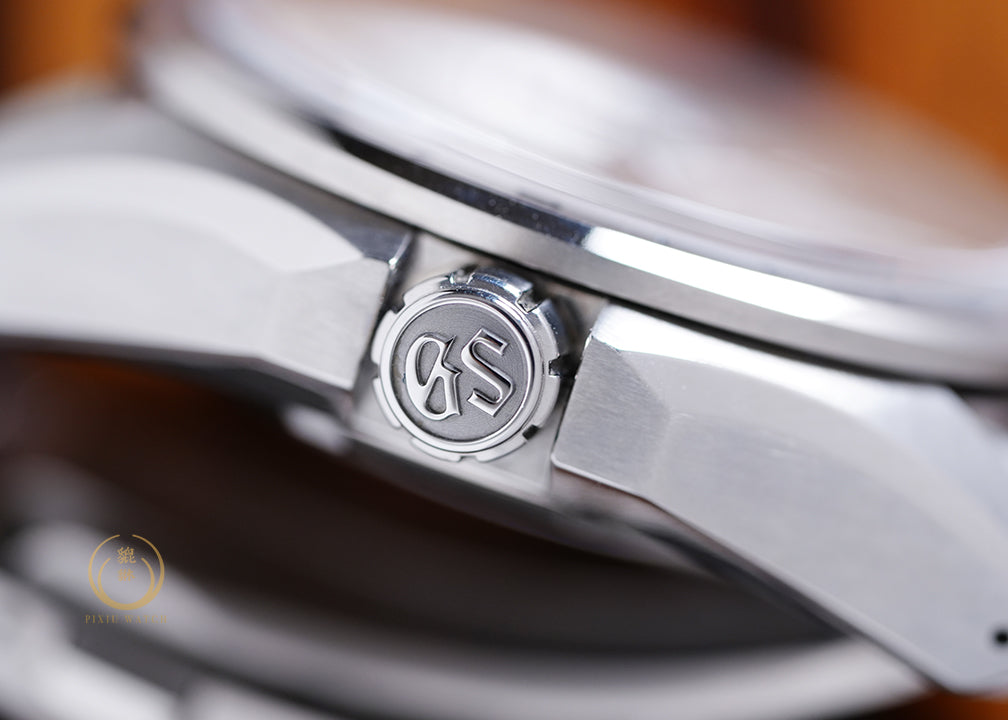 Grand Seiko Spring Drive GMT Mistflake Dial