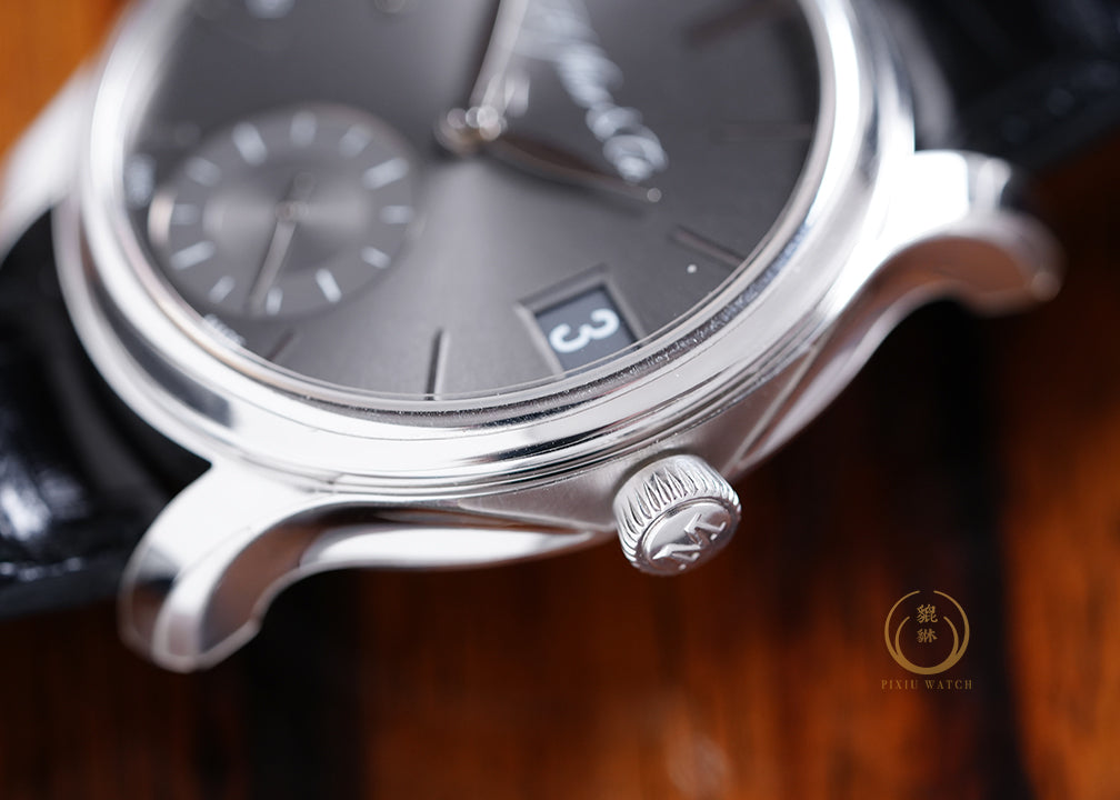 H. Moser Perpetual Calendar Platinum