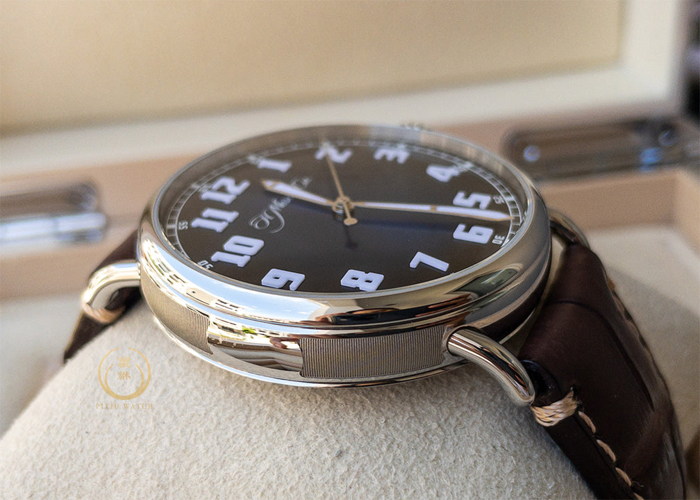 H. Moser & Cie. Heritage Funky Blue