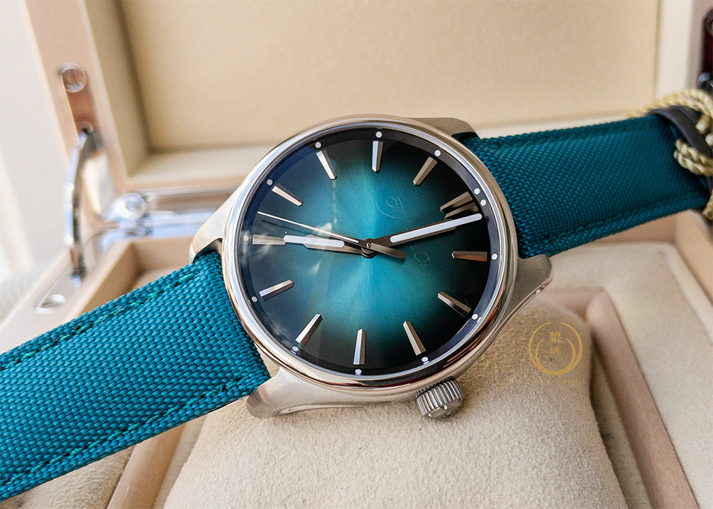 “Brand New” H. Moser & Cie. Pioneer Blue Lagoon