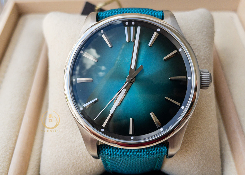 “Brand New” H. Moser & Cie. Pioneer Blue Lagoon