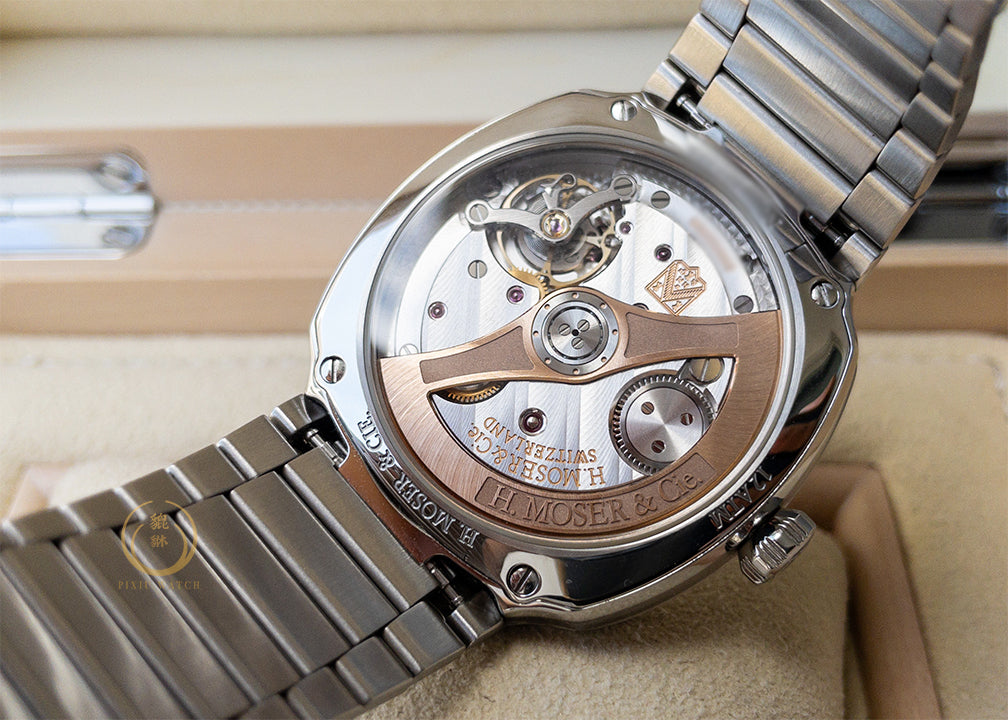 H. Moser & Cie. Streamliner Matrix Green