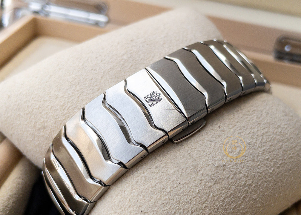 H. Moser & Cie. Streamliner Matrix Green