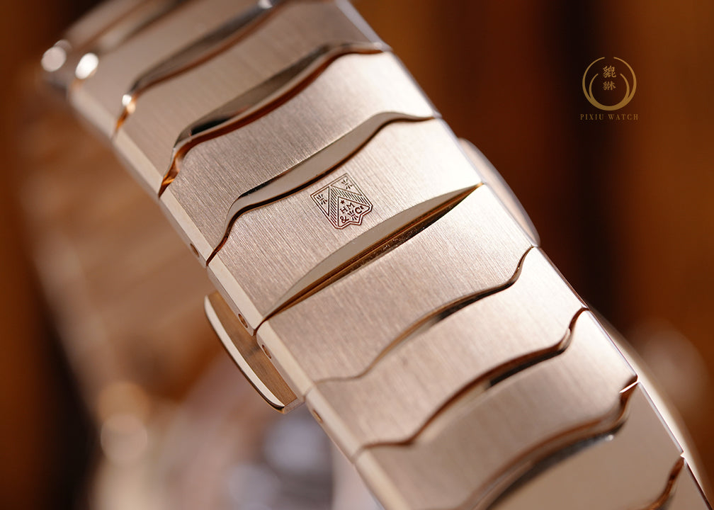 H. Moser Streamliner Tourbillon Wyoming Jade