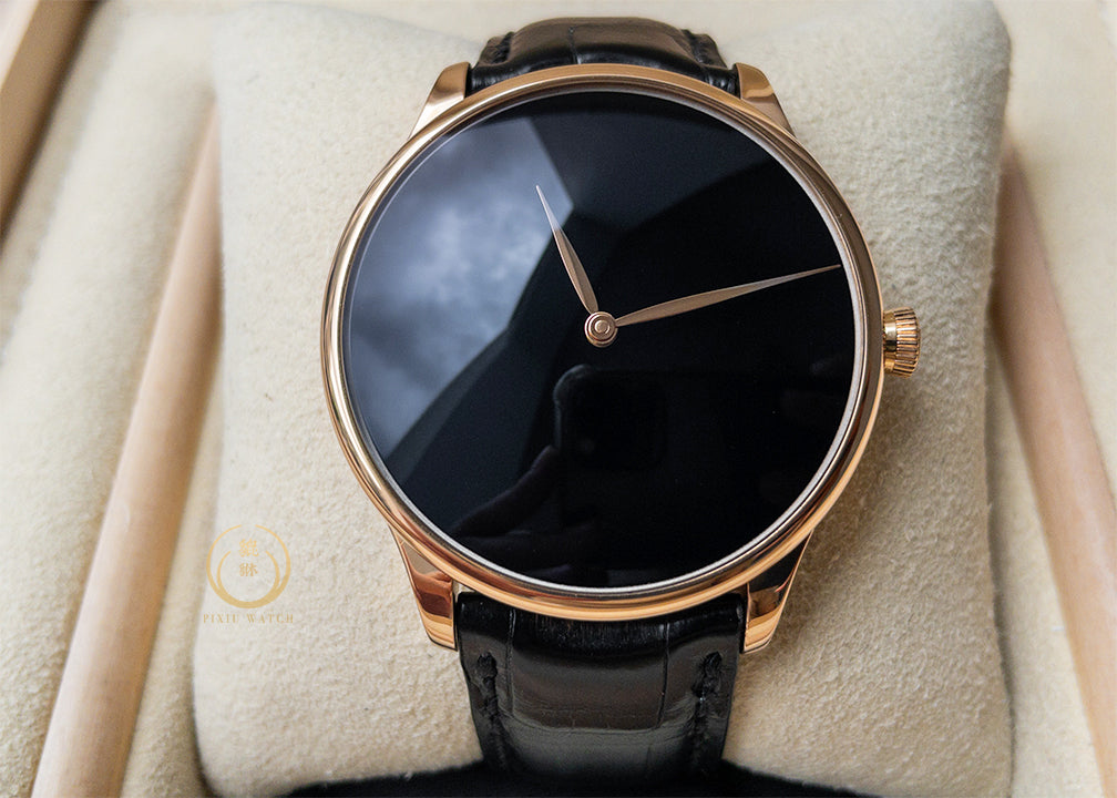 H. Moser & Cie. Vantablack Red Gold