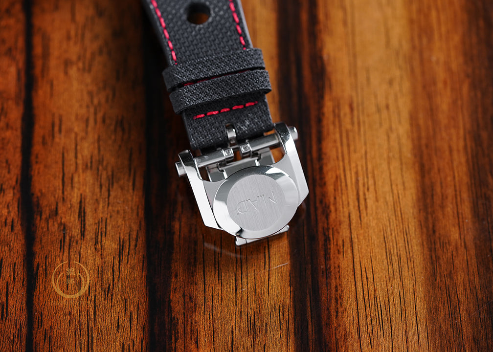 M.A.D.1 Watch Edition Red