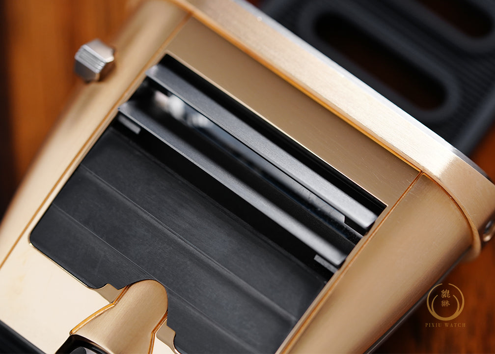 MB&F HM5 Red Gold Limited