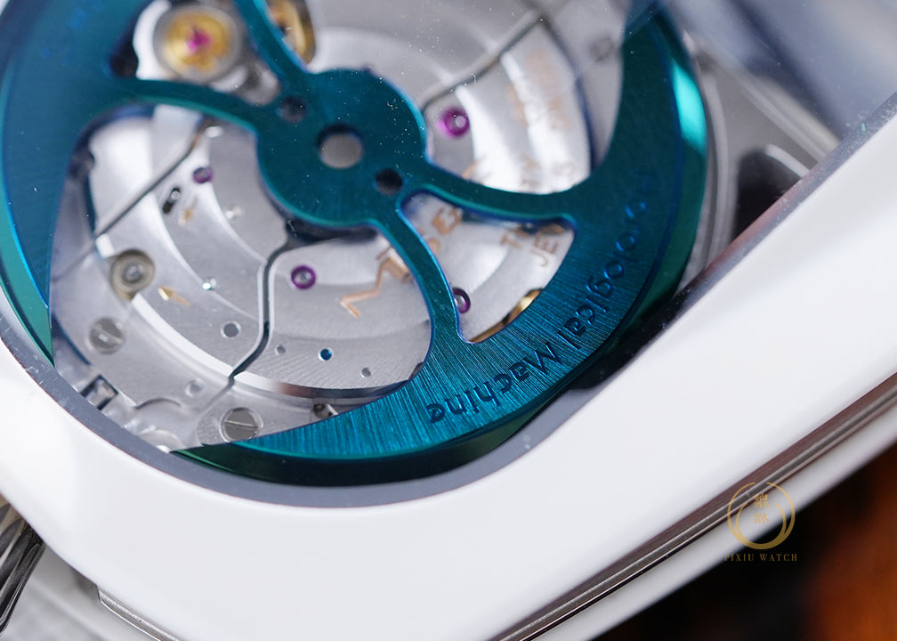 MB&F Machine No. 8 Mark 2 White