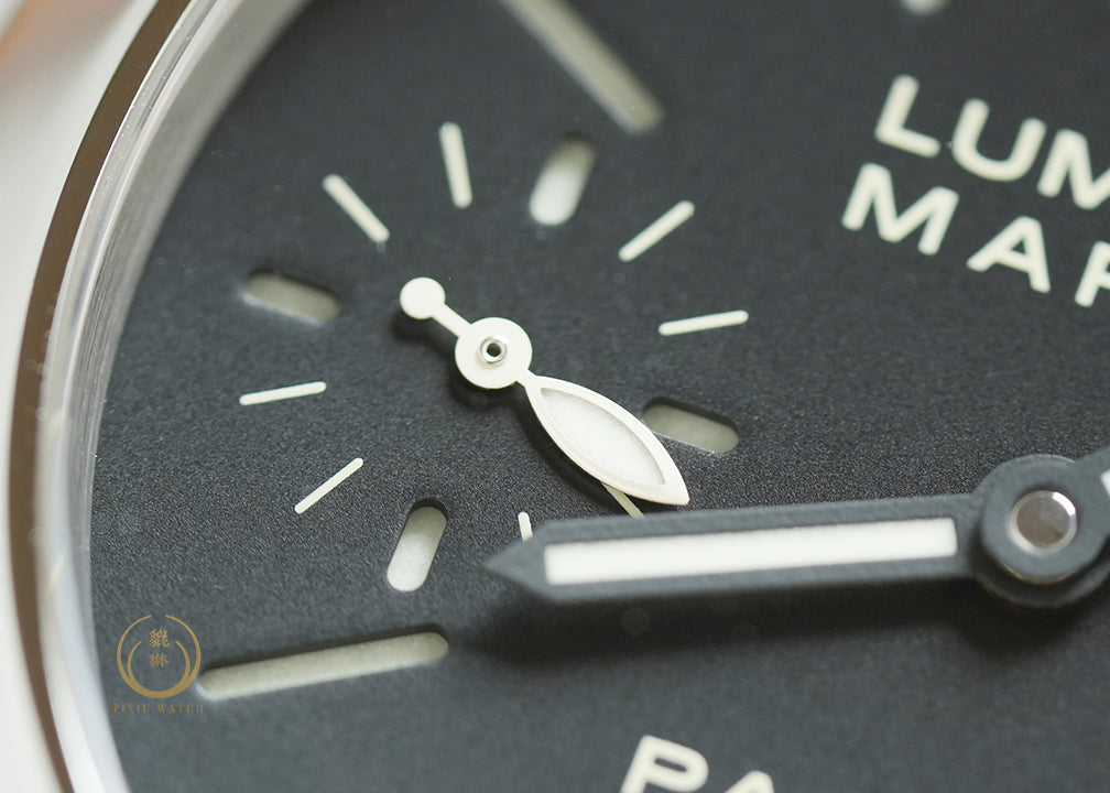 PAM00111 Luminor Marina M Series