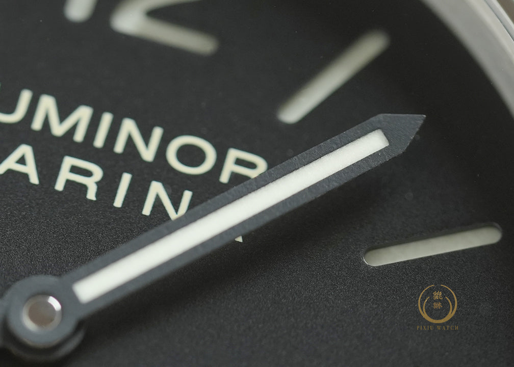 PAM00111 Luminor Marina M Series