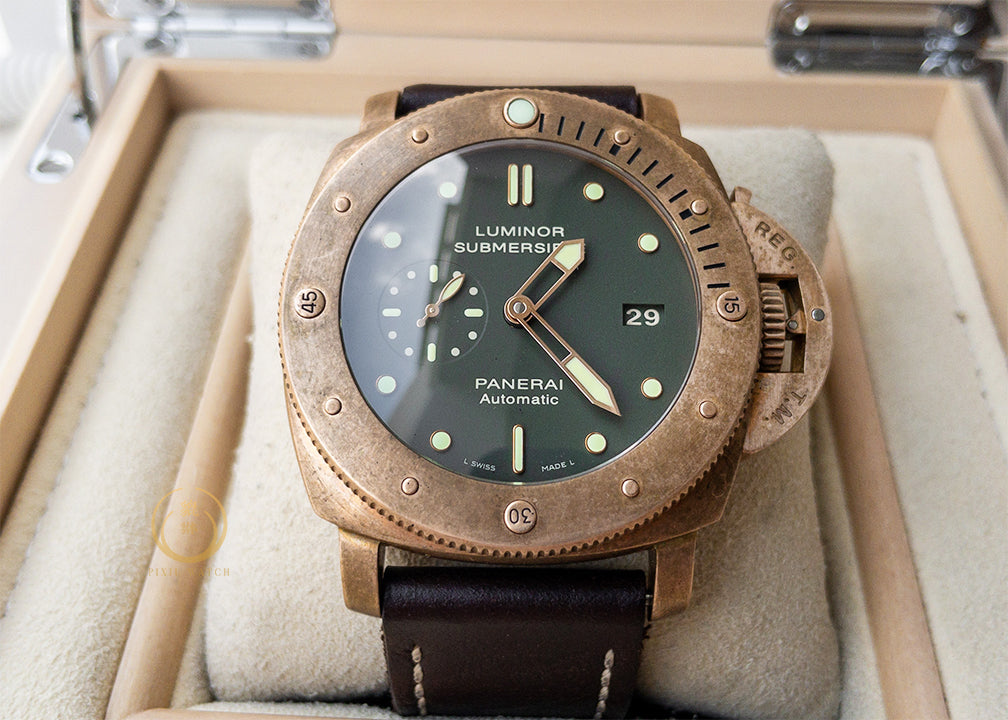 Panerai PAM00382 Submersible Limited