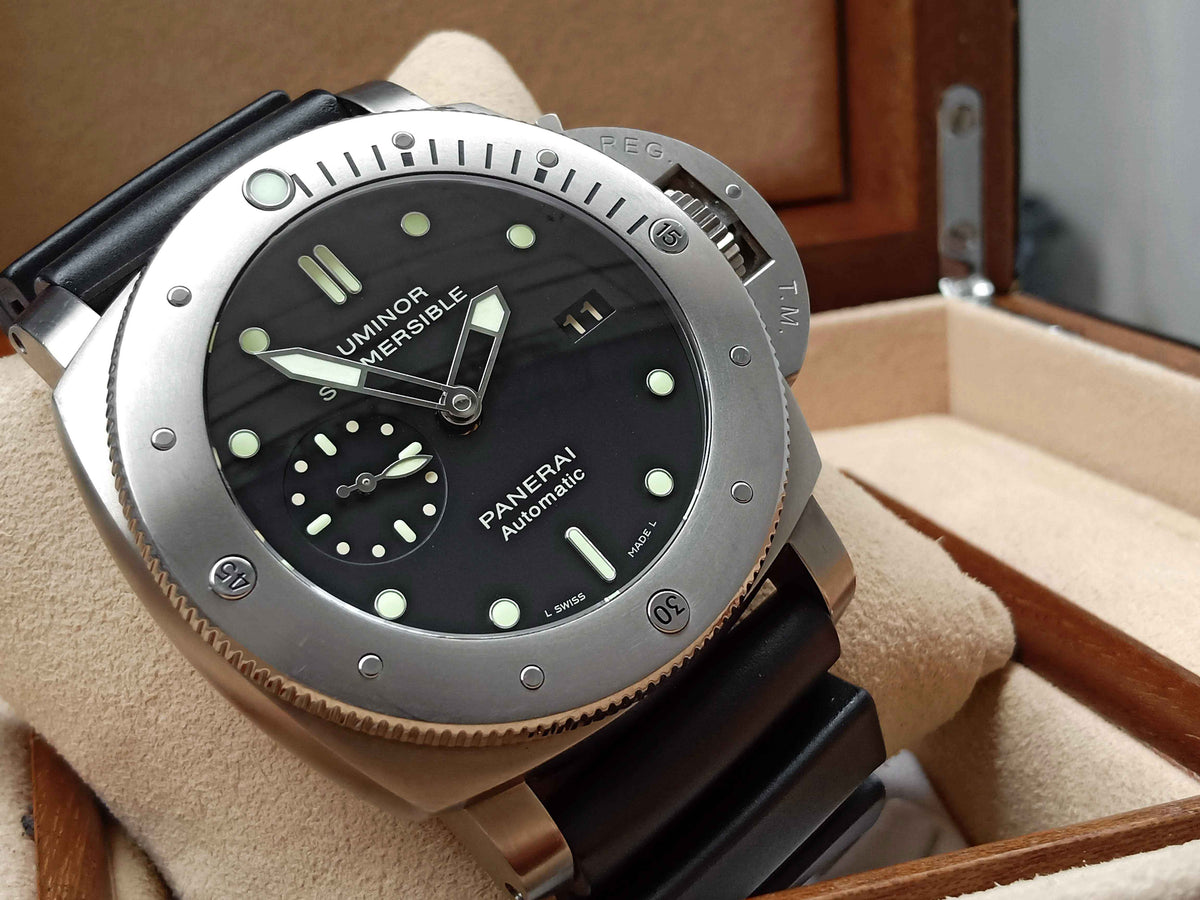 Panerai 305 Submersible Titanium