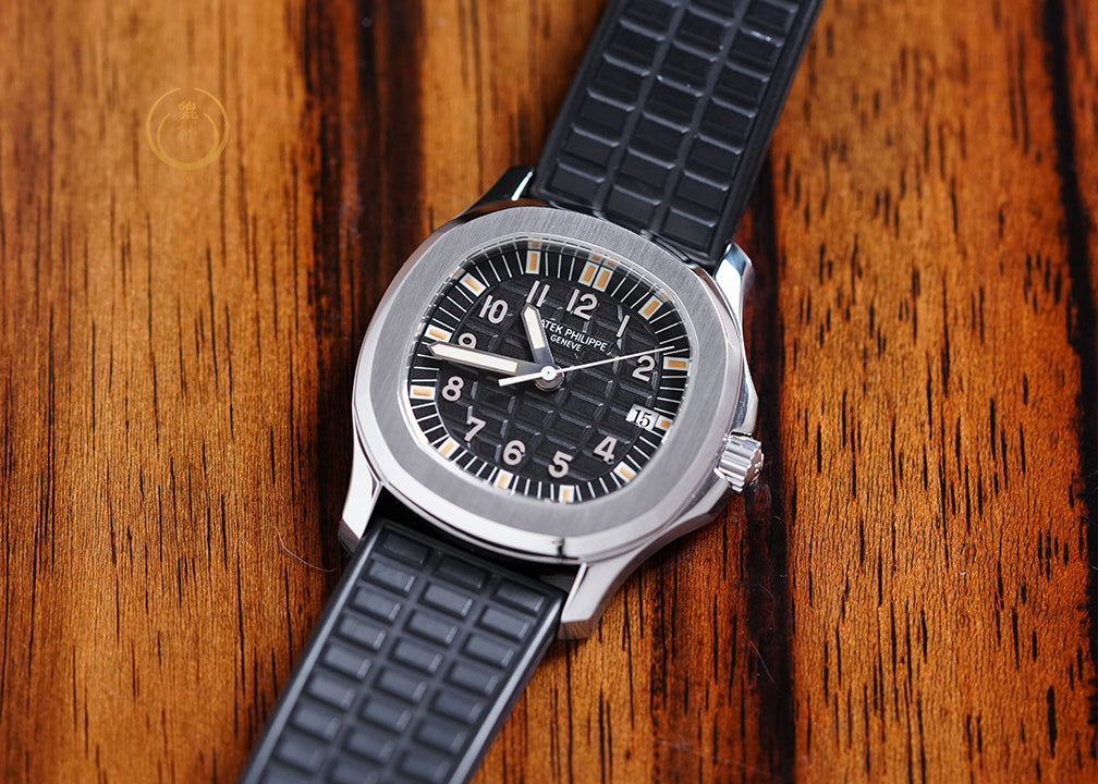 Patek Aquanaut Quartz 1st Gen 5064A