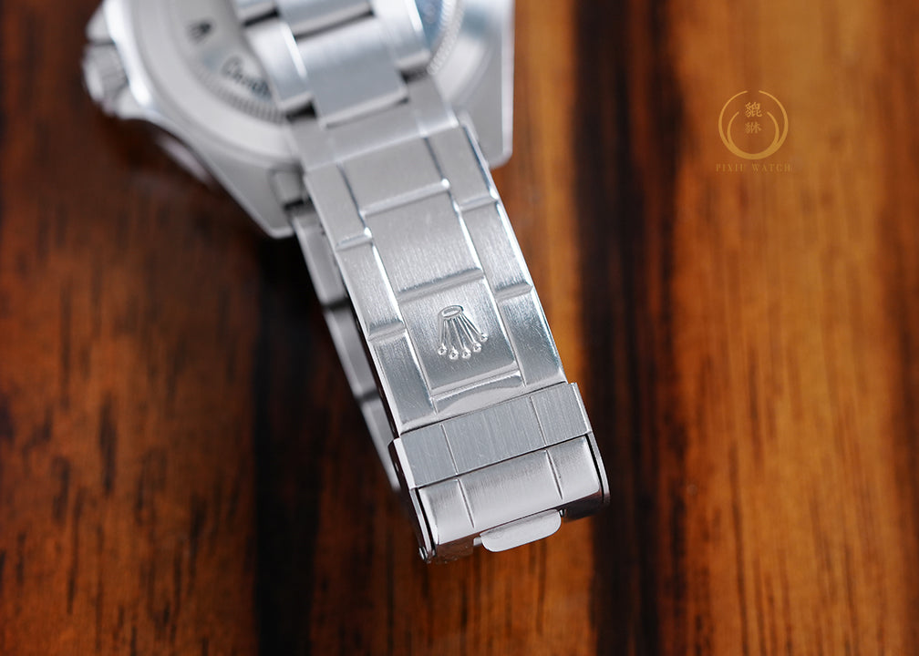Rolex Sea-Dweller 16600 Series M