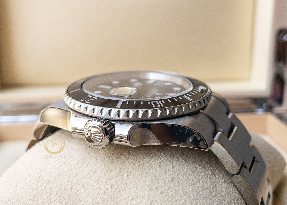 Rolex Submariner Date