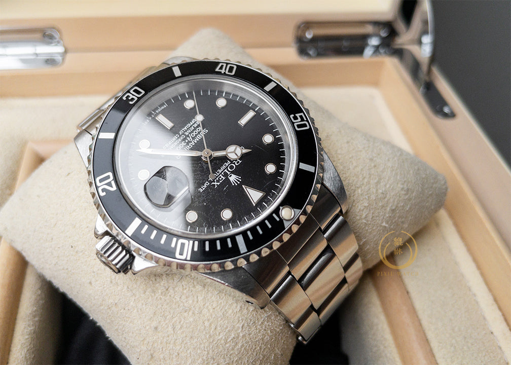 Rolex Submariner Date 16610
