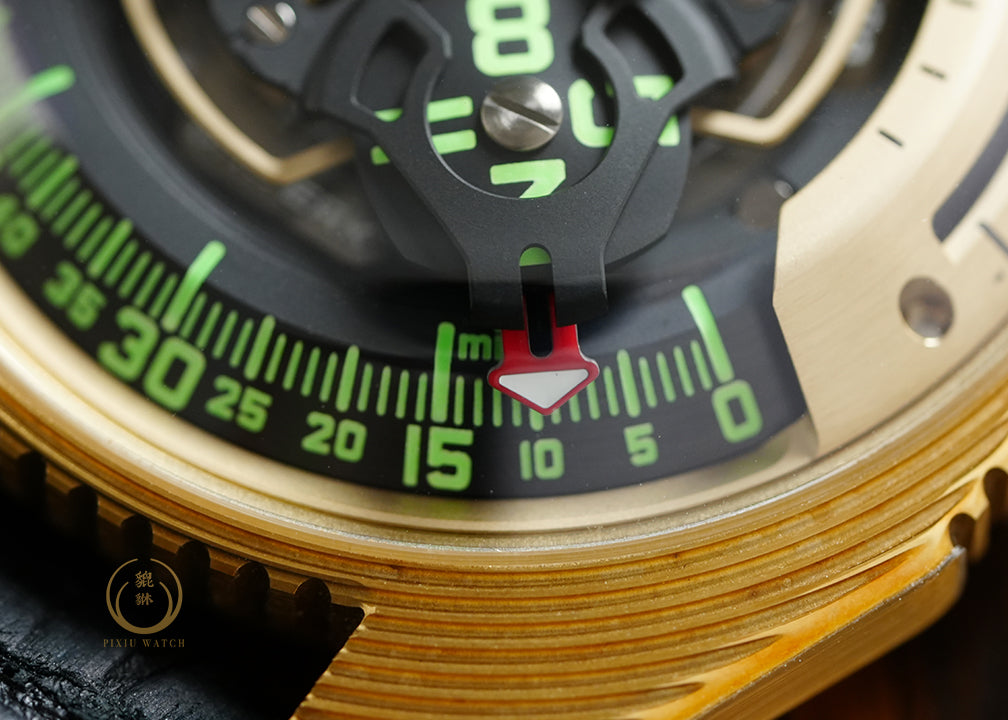 Urwerk UR-100 Electrum Limited