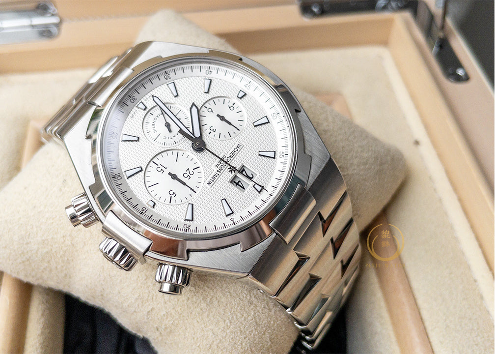Vacheron Constantin Overseas 49150 Chrono Big Date