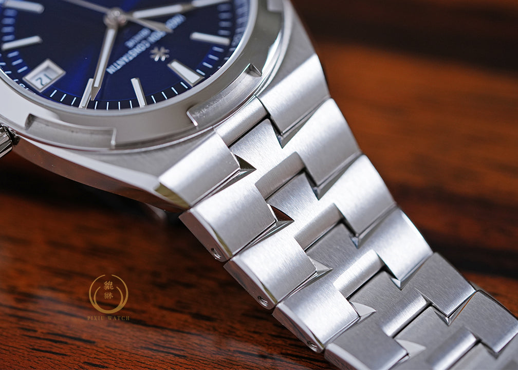 Vacheron Constantin Overseas Blue Sunburst Steel