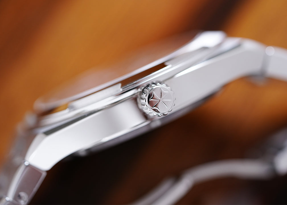 Vacheron Constantin Overseas Blue Sunburst Steel