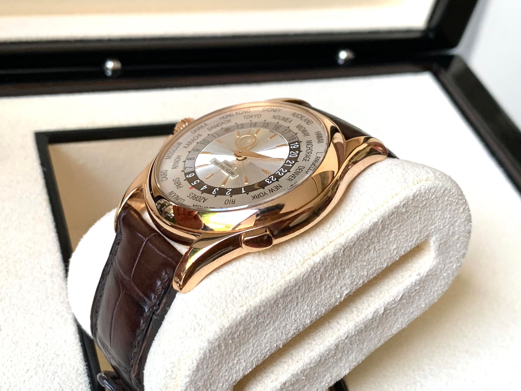 Patek Philippe World Time 5130R Rose Gold