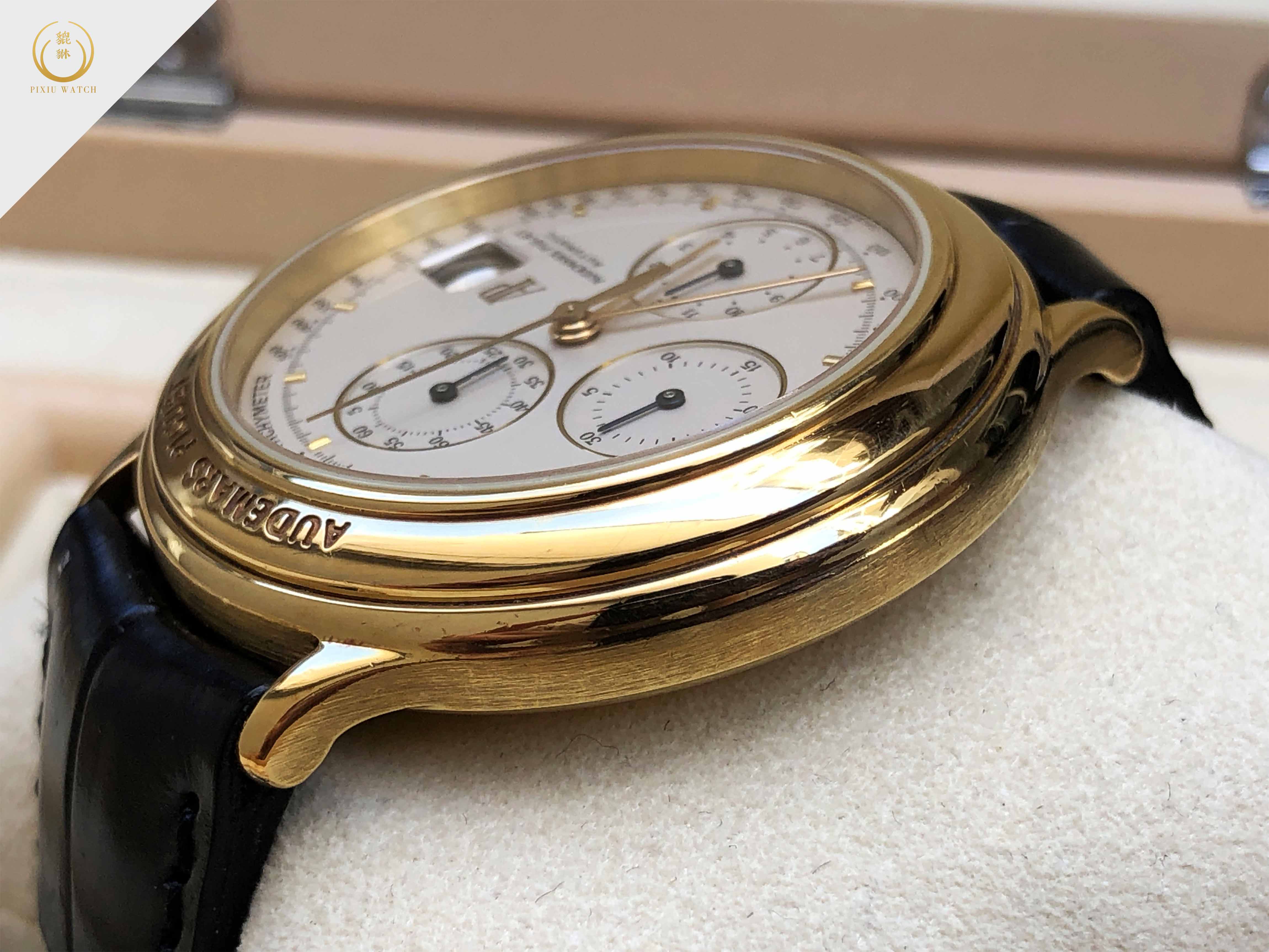 Audemars Piguet Huitieme Chronograph 18CT Yellow Gold