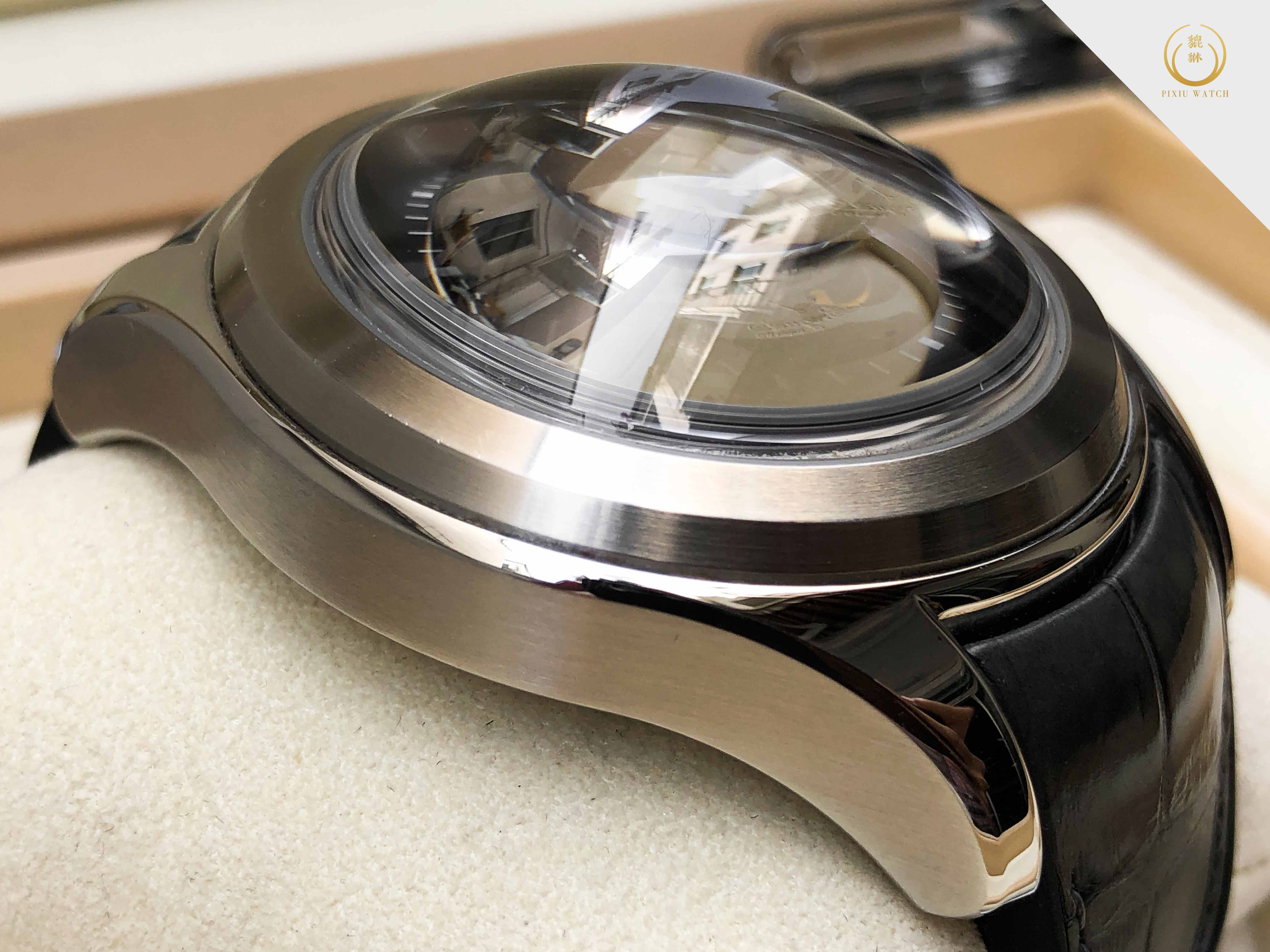 Corum Bubble Skeleton Squelette