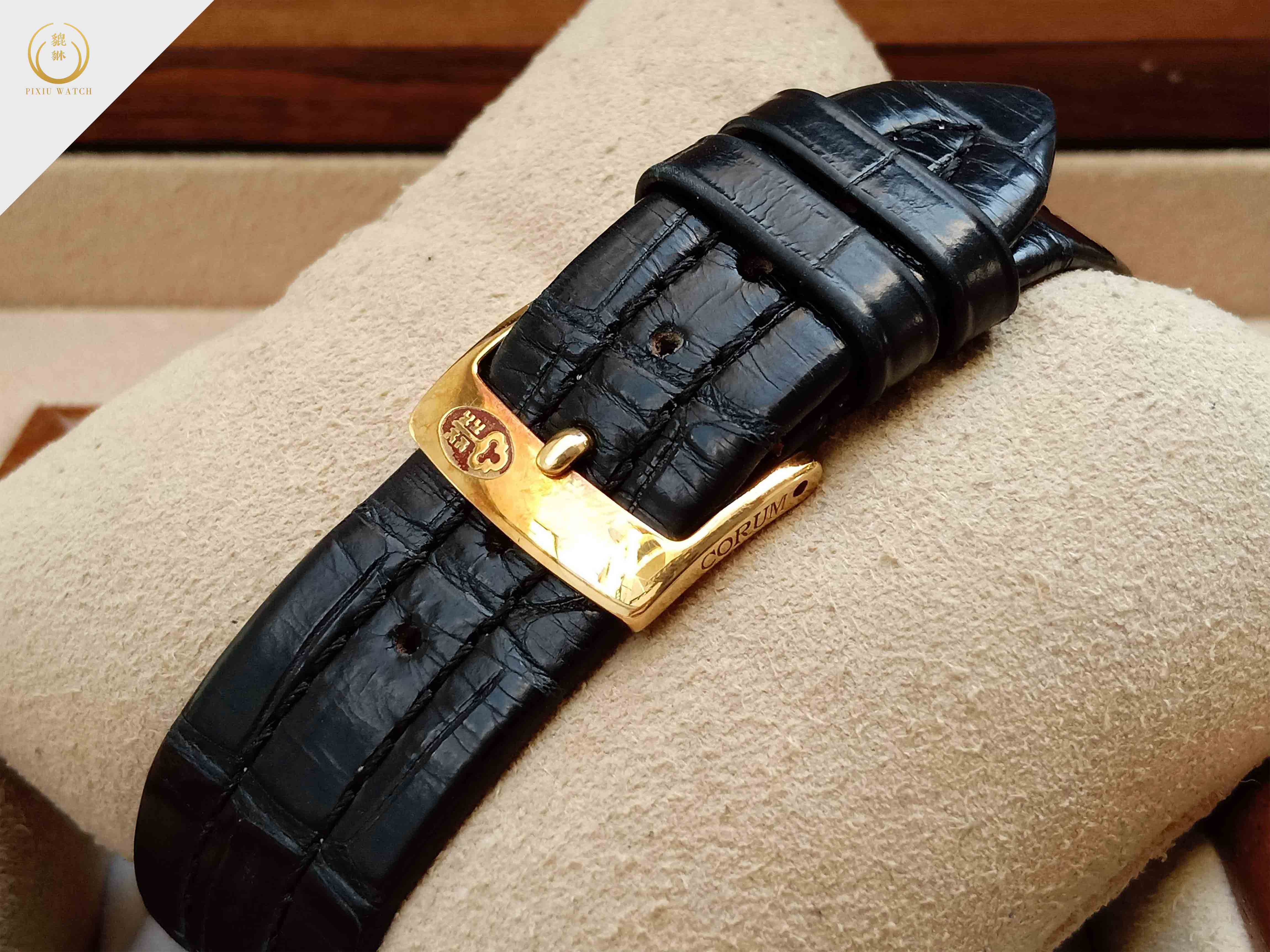 Corum Labyrinthos 18K Yellow Gold