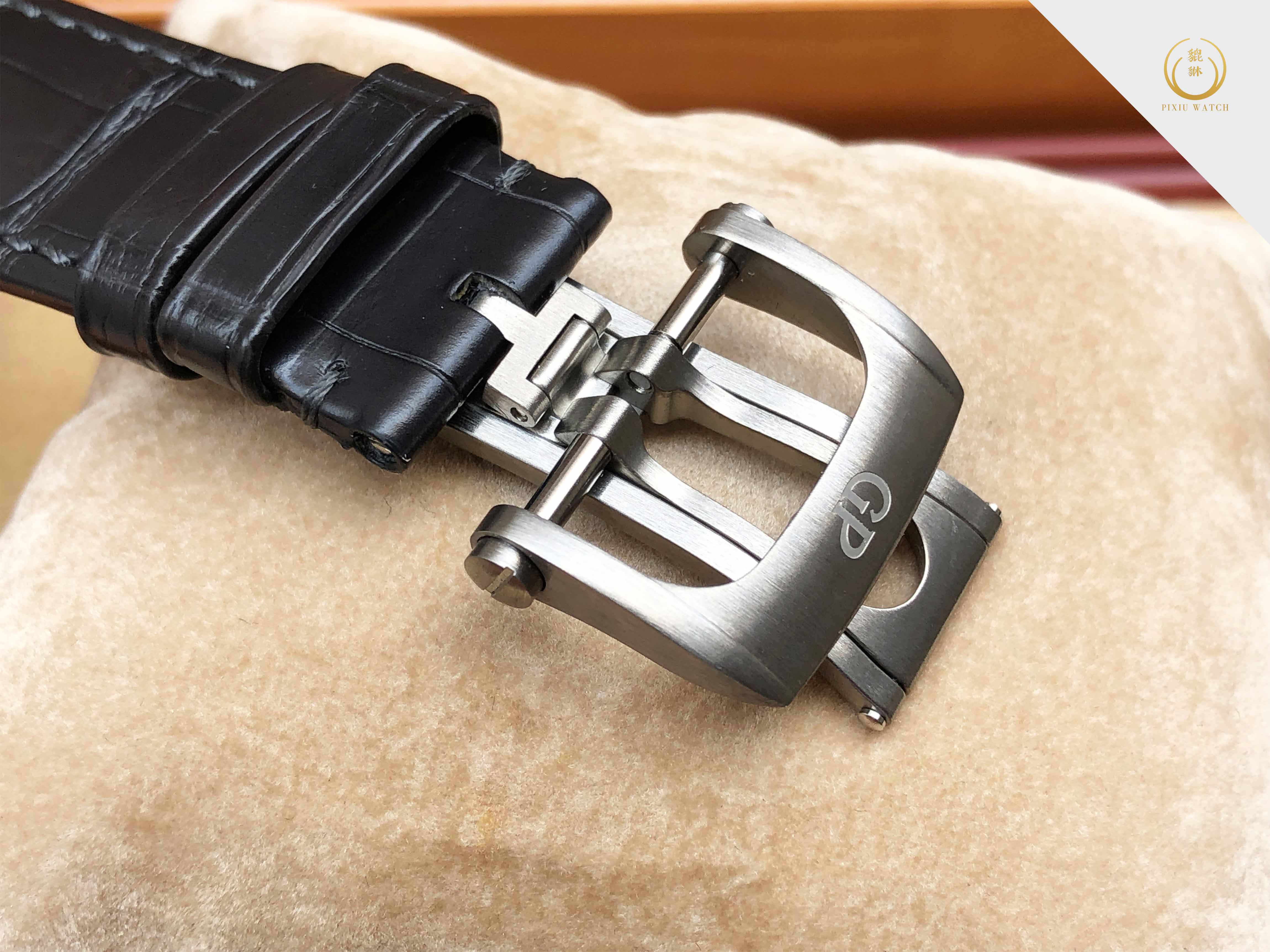 Girard-Perregaux Neo Bridges Titanium