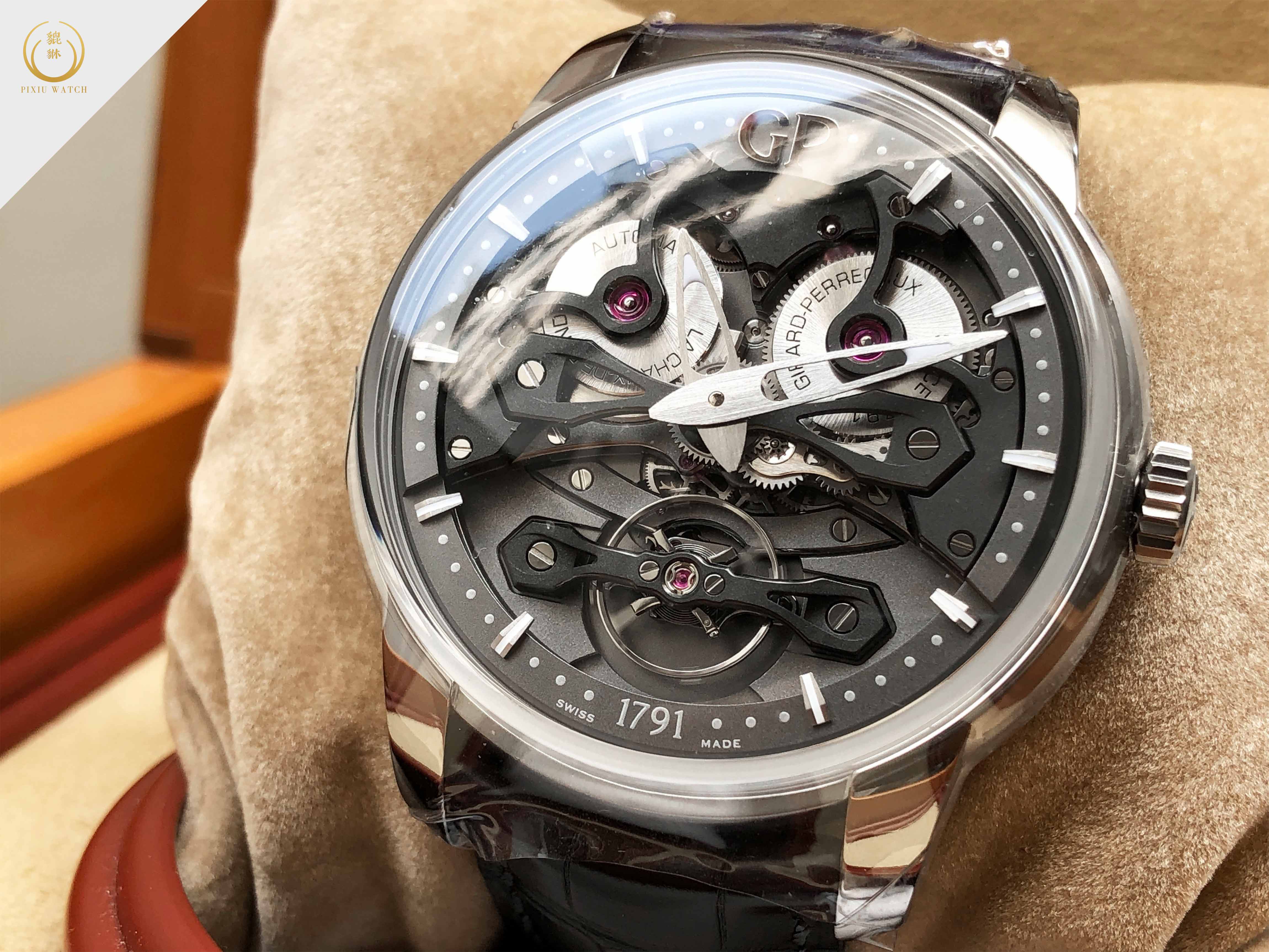 Girard-Perregaux Neo Bridges Titanium