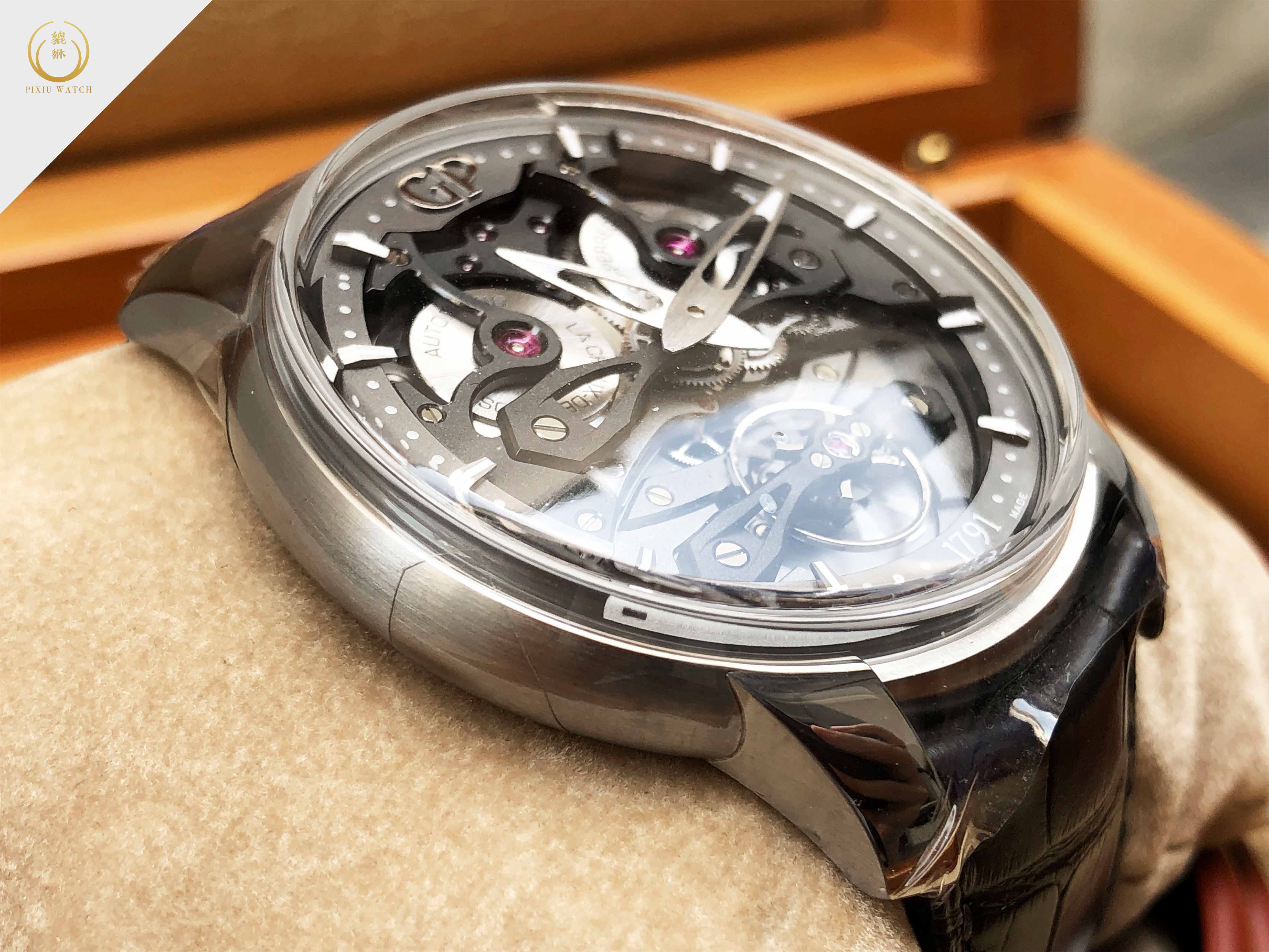 Girard-Perregaux Neo Bridges Titanium