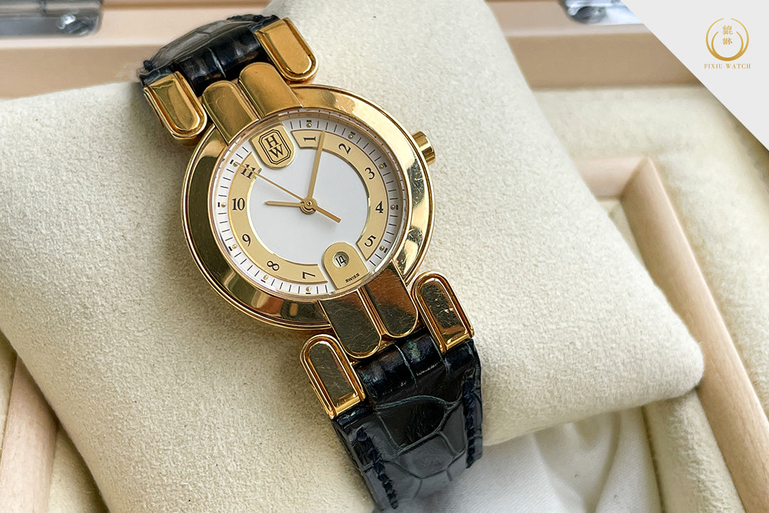 Harry Winston Ladies 18K Yellow Gold