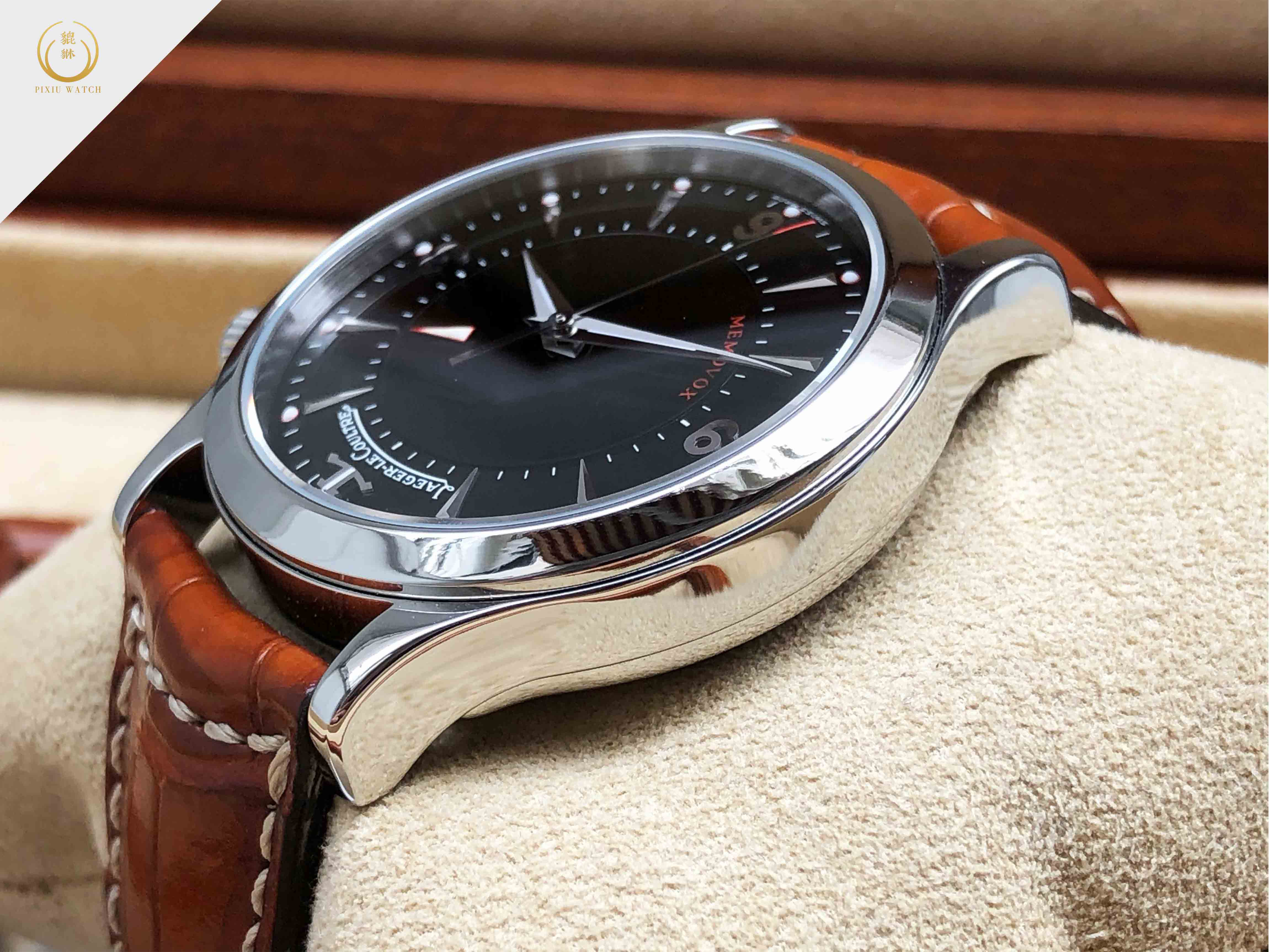Jaeger-Lecoultre Master Compressor Memovox