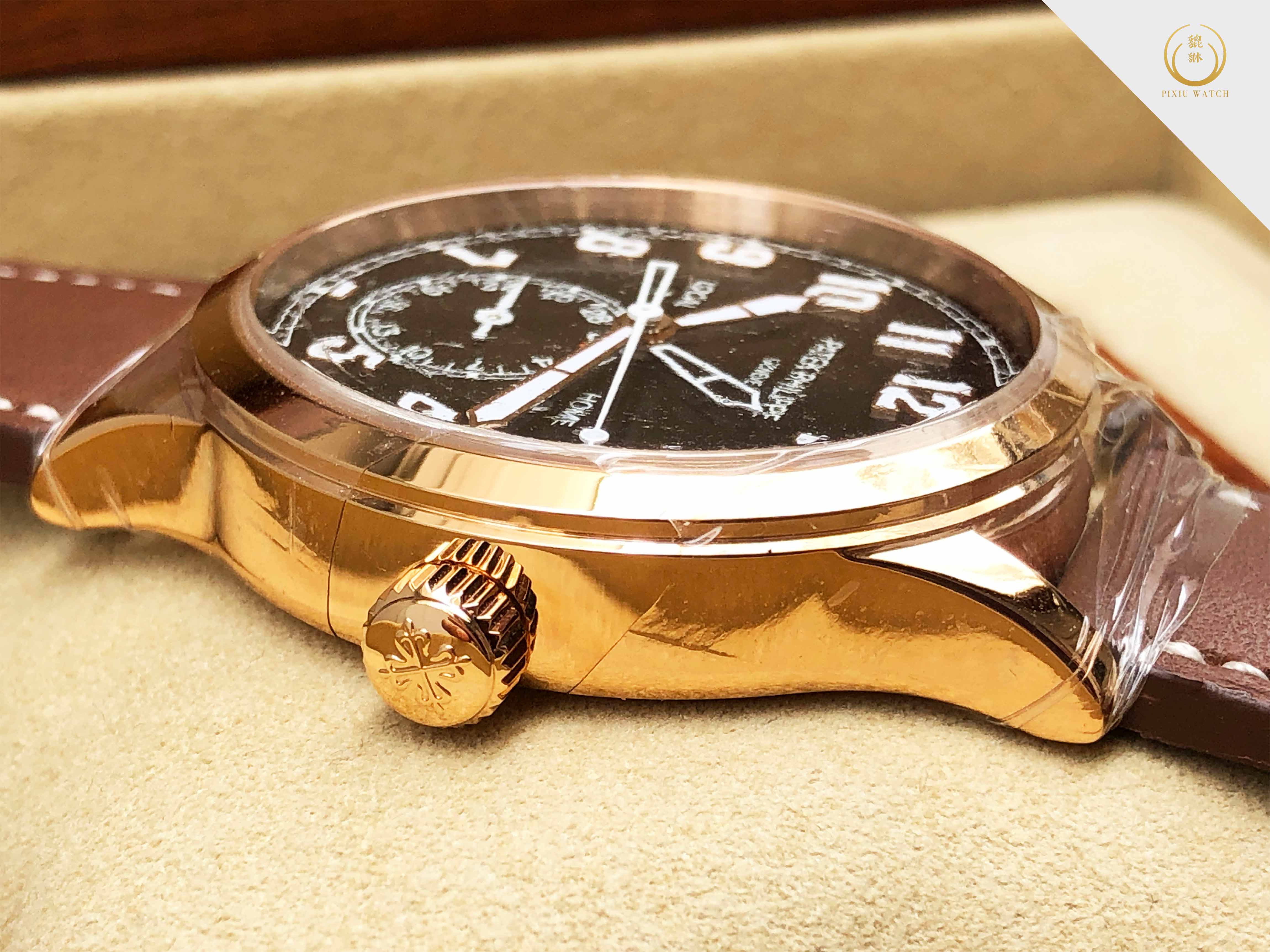 “New” Patek Philippe Calatrava 5524R-001 Pilot Travel Time