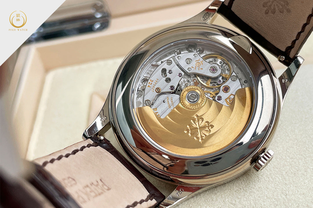 Patek Philippe Complication Annual Calendar 18CT White Gold