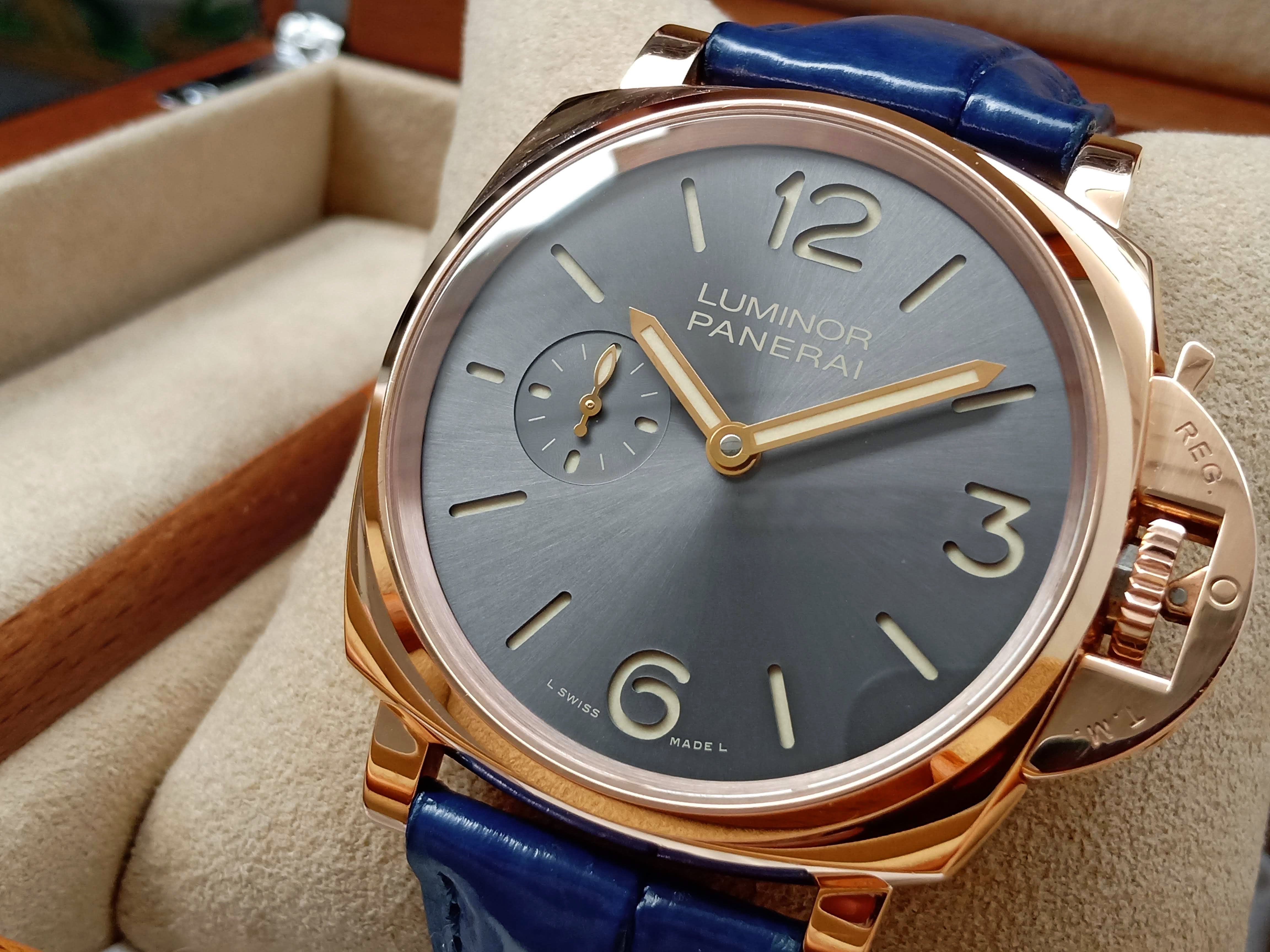 Panerai 00677 Oro Rosso Luminor Due Rose Gold Extra Thin