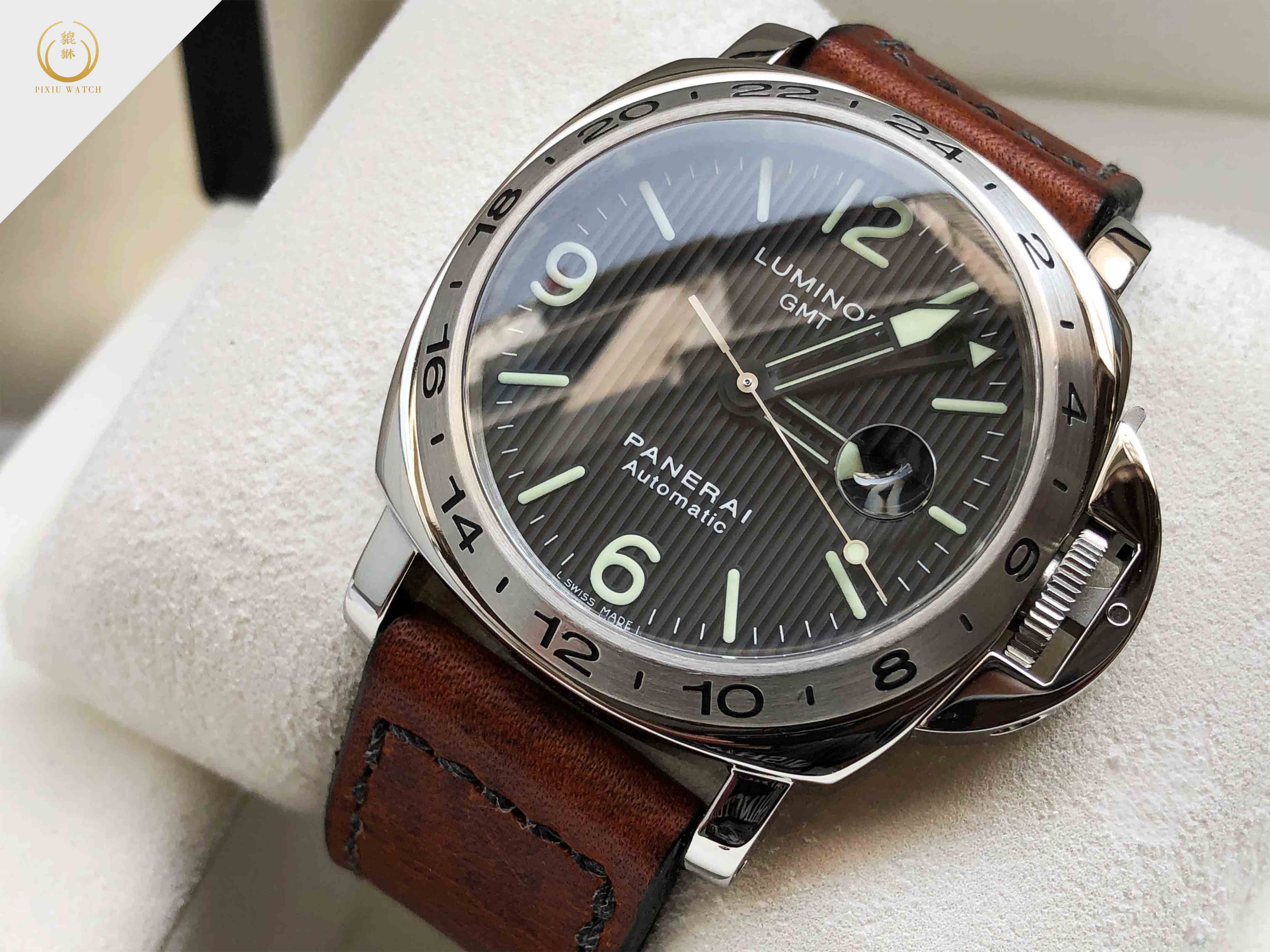 Panerai Luminor GMT “Tuxedo” Limited (PAM 29)