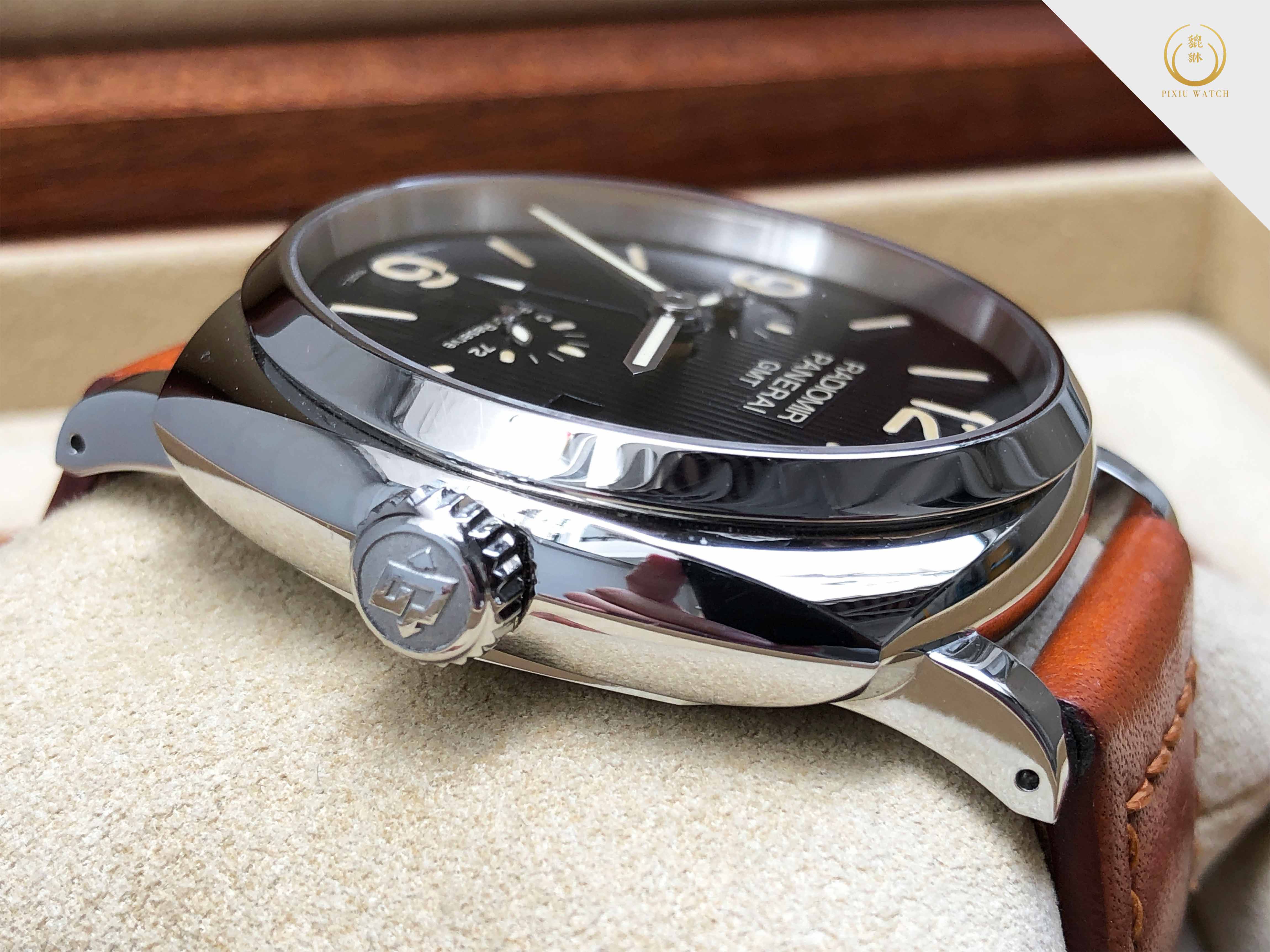 Panerai Radiomir 1940 3 Days GMT Power Reserve Tuxedo PAM00658