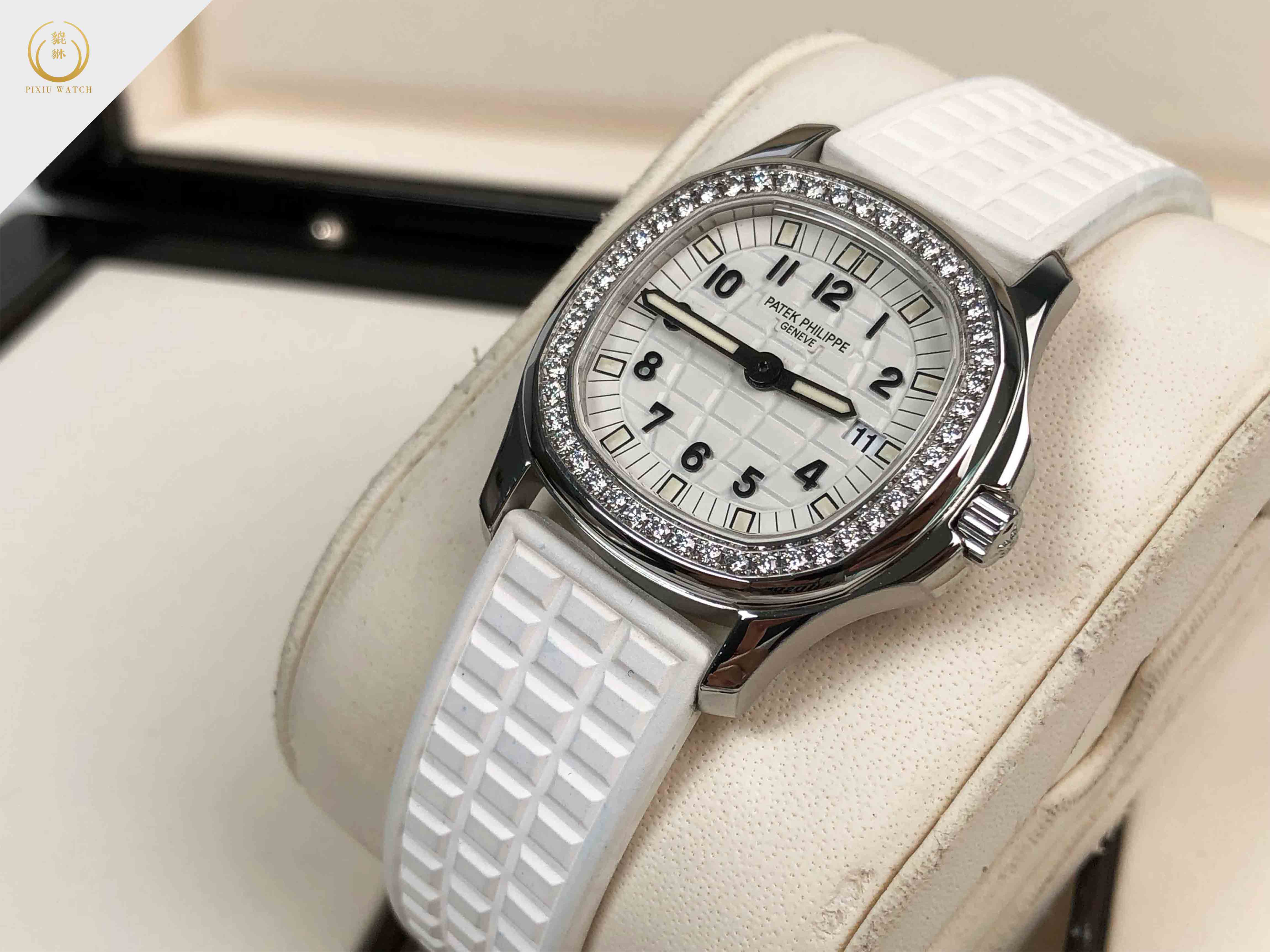 Patek Philippe Aquanaut Luce 4961A-011