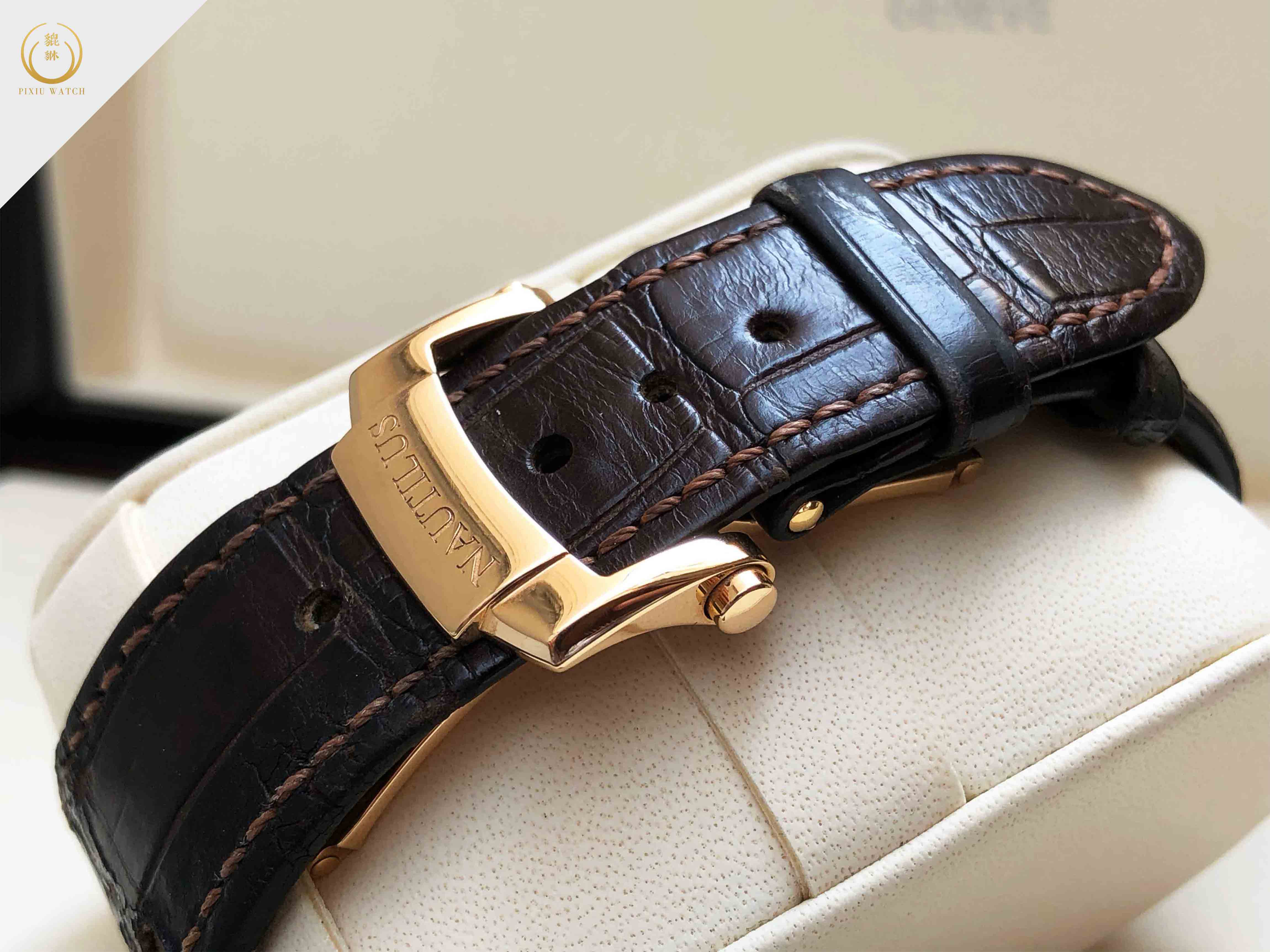 Patek Philippe Nautilus 5712R-001 Moon Phase Rose Gold