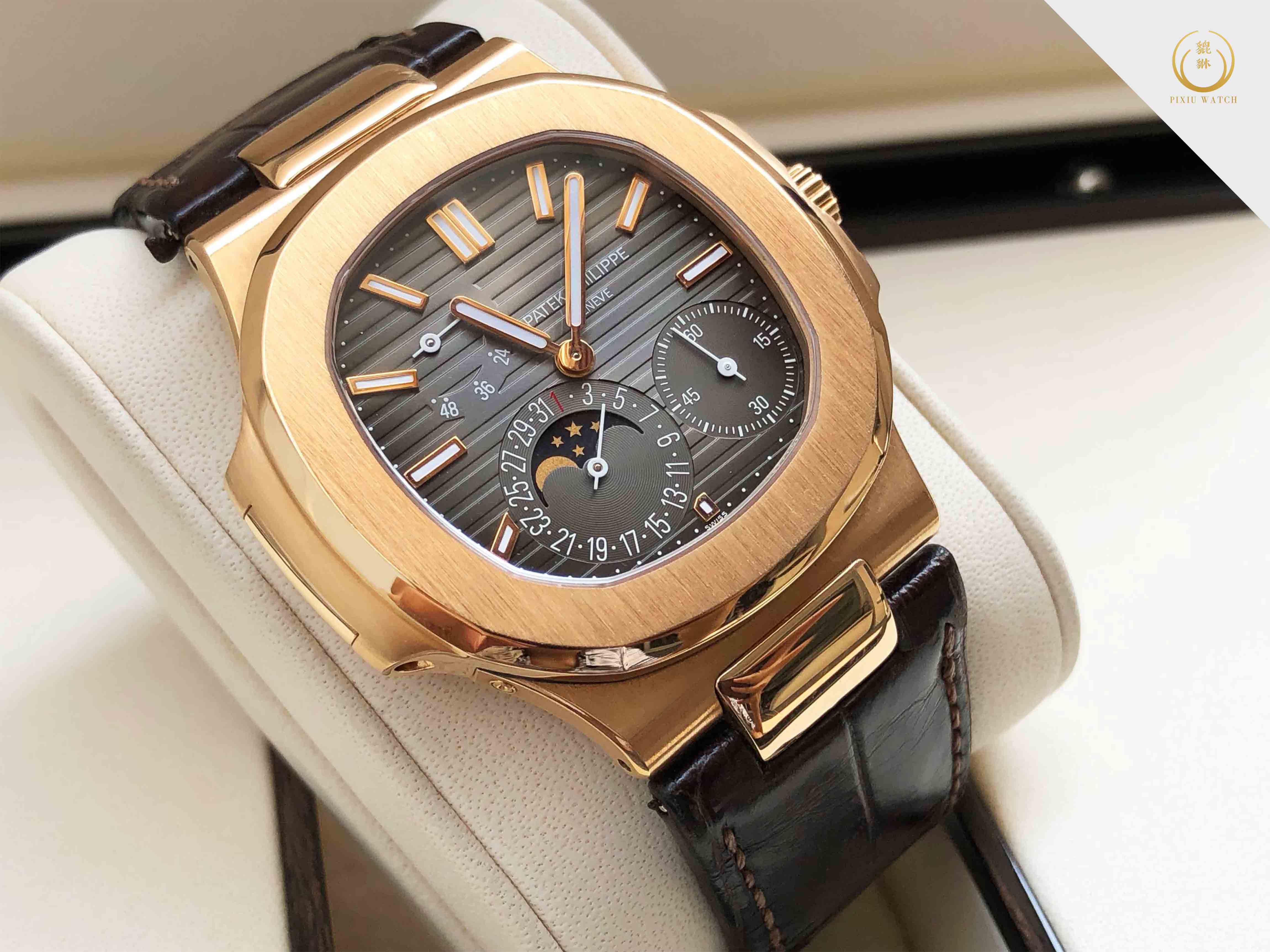 Patek Philippe Nautilus 5712R-001 Moon Phase Rose Gold