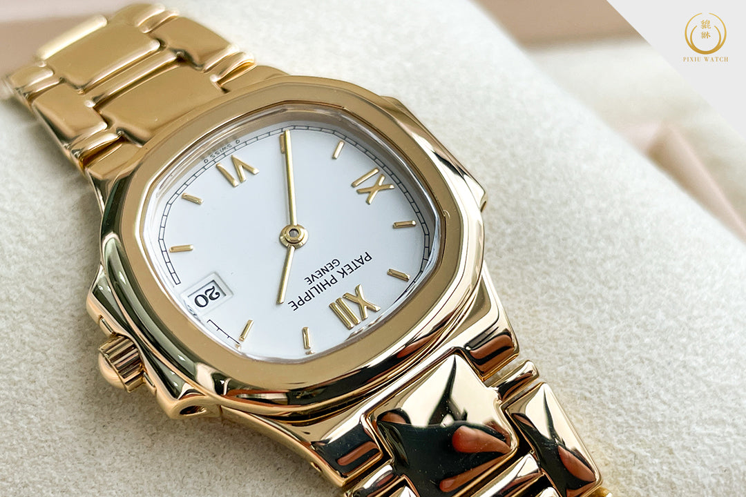 Patek Philippe Nautilus 4700-51J 18K Yellow Gold