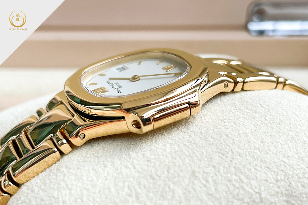 Patek Philippe Nautilus 4700-51J 18K Yellow Gold